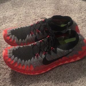 Nike free run flyknit